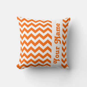Almofada Safari Chevron da tangerina com texto feito sob