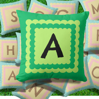 Almofada Scallop Alphabet Monogramas design verde escallota
