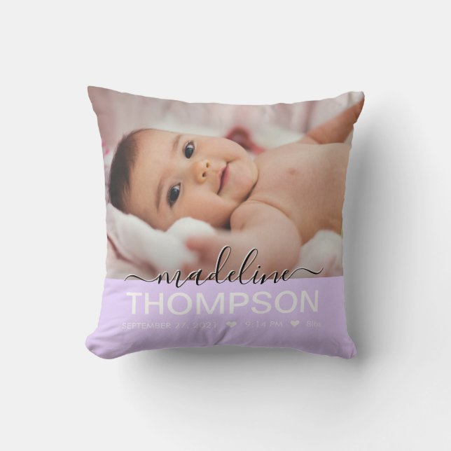 Almofada Script Purple Baby Newborn Name Photo (Frente)
