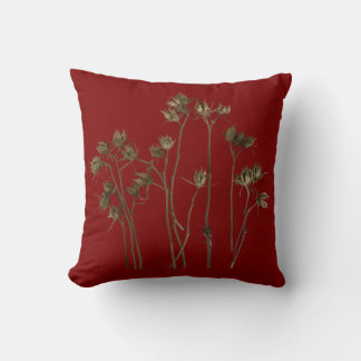 Almofada Seed Pods on a Throw Pillow