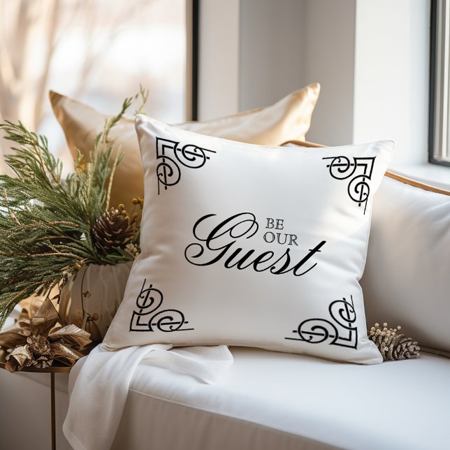 Almofada Seja Nosso Convidado (Add a special touch to your guest room with this elegant "Be Our Guest" pillow.)