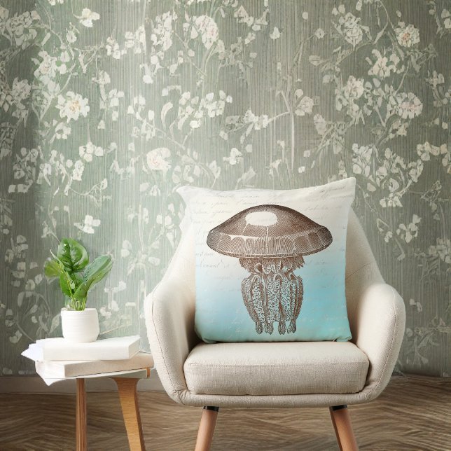 Almofada Sepia Man O War on Sky Blue and White com Escreven (Criador carregado)