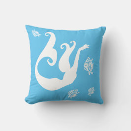 Almofada sereia e peixe-anjo branco em travesseiro azul