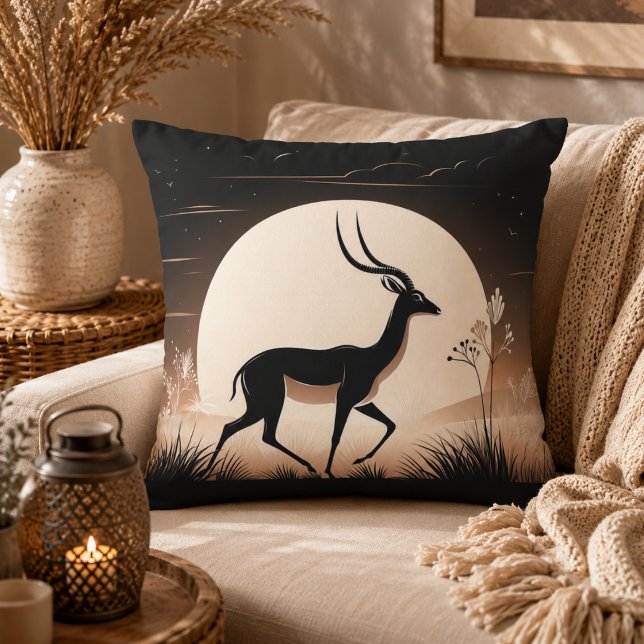 Almofada Serenidade em Movimento Inspirado em Antílope (Serenity in Motion Antelope-Inspired Throw Pillow)
