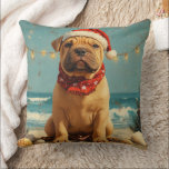 Almofada Shar Pei Dog Christmas Vintage Beach<br><div class="desc">Traga o calor dos feriados para a costa com esta charmosa design inspirada na vintagem, que apresenta um cão festivo sentado numa praia serena. Com um clássico toque de feriado de tons nostálgicos e vibrações costeiras, esta trabalho de arte captura a magia do Natal pelo mar. Perfeito para espalhar alegria...</div>