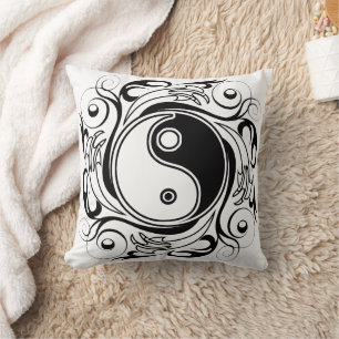 Almofada Símbolo Yin & Yang Preto e Branco Estilo Tatuagem