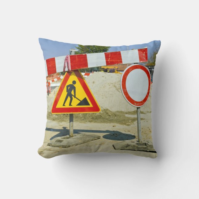 Almofada sob a construção (Frente)