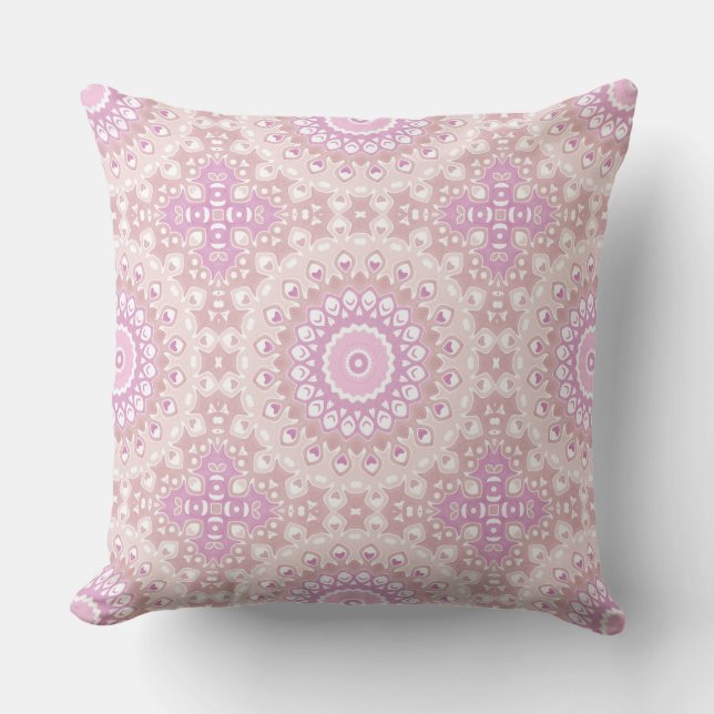 Almofada Soft Pink Mandala with Heart and Petal Motifs (Frente)