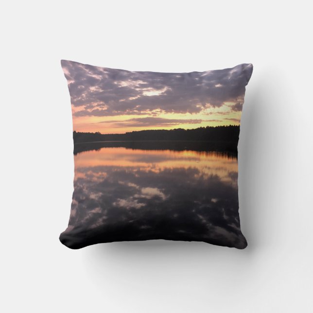 Almofada Sol Sobre Lago Urso (Frente)