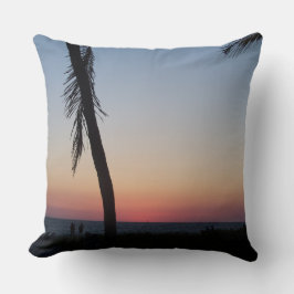 Almofada Sol tropical colorido num travesseiro decorativo