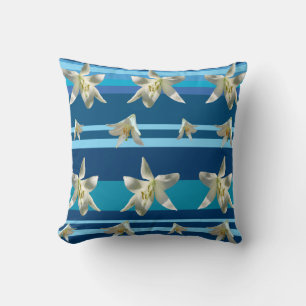 Almofada Sonho floral no coxim azul do lance