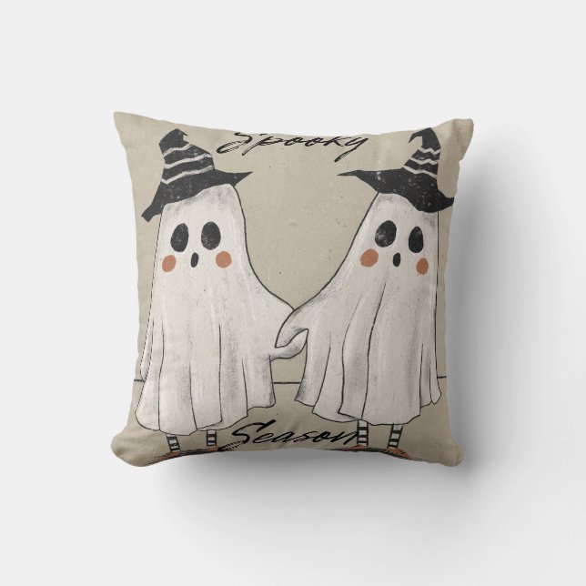 Almofada Spooky Season Squad Throw Pillow (Frente)
