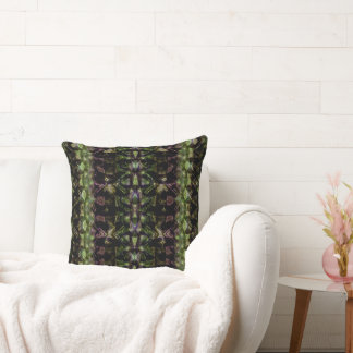 Almofada spring green 004 Throw Pillow