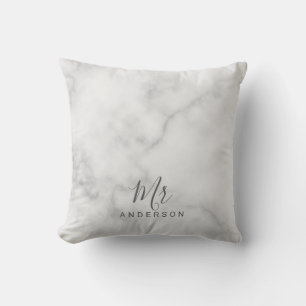 Almofada Sr. e Sra. Elegante White Marble Modern Script