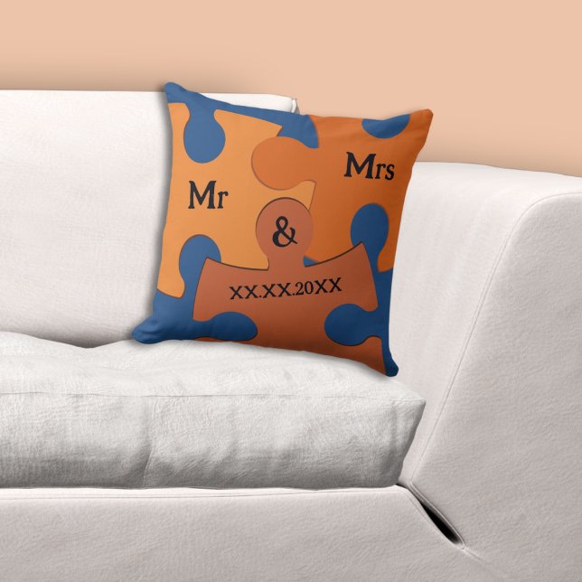 Almofada Sr & Sra Data do Casamento Peças de Quebra-Cabeça  (Mr & Mrs Wedding Date Orange & Blue Jigsaw Pieces Throw Pillow)