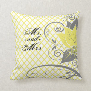 Almofada Sr. & Sra. florais abstratos do amarelo do Fishnet