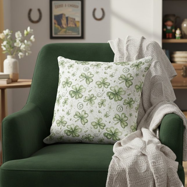 Almofada St. Patrick’s Day Shamrock Pattern Throw Pillow (Criador carregado)