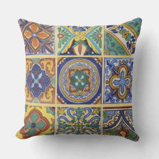 Almofada Talavera Tiles Outdoor Pillow