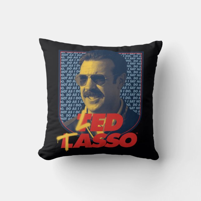 Almofada Ted Lasso | Crachá de Laço Led (Frente)