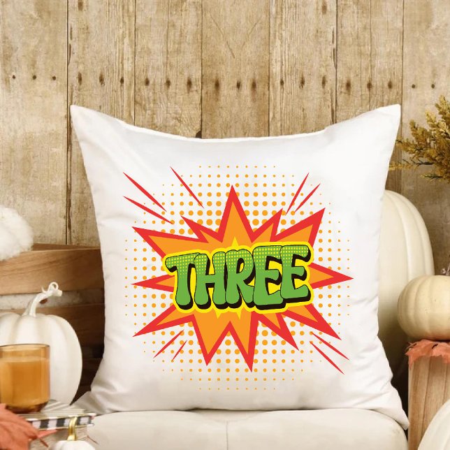 Almofada Tema de Super Herói Crianças de Três Anos Parabéns (Superhero Theme Three year old kids Happy Birthday Throw Pillow)