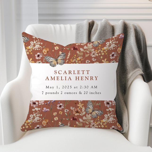 Almofada Terracota Boho Bebê de Flor Silvestre Stats (Terracotta Boho Wildflower Baby Stats Throw Pillow with Butterflies by Painted Paperie
)