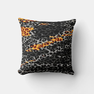 Almofada textura de pele com estampa de leopardo retrô