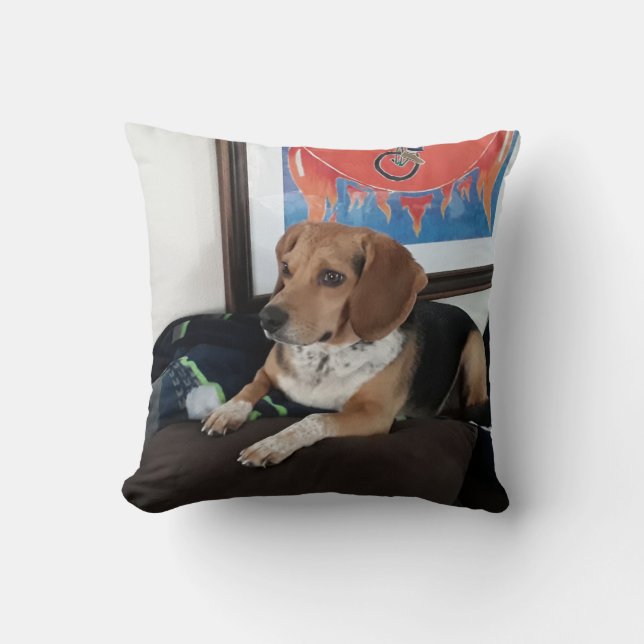Almofada The Regal Beagle Toss Pillow (Frente)