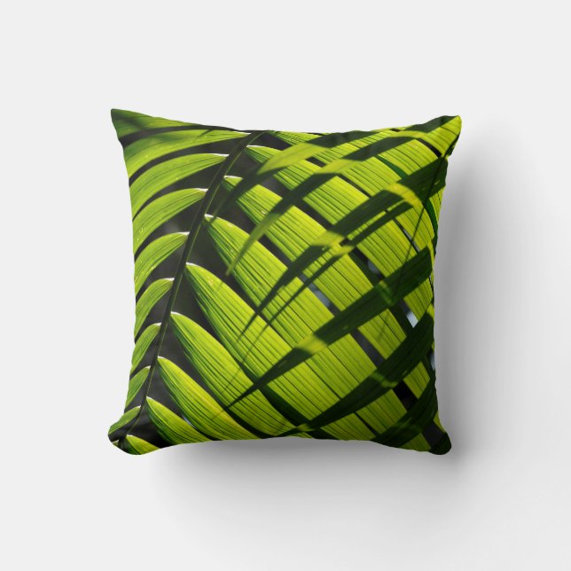 Almofada Throw pillow with palm leaf design (Frente)