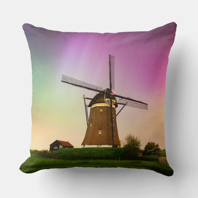 Almofada Traditional windmill under the Northern Lights (Frente)