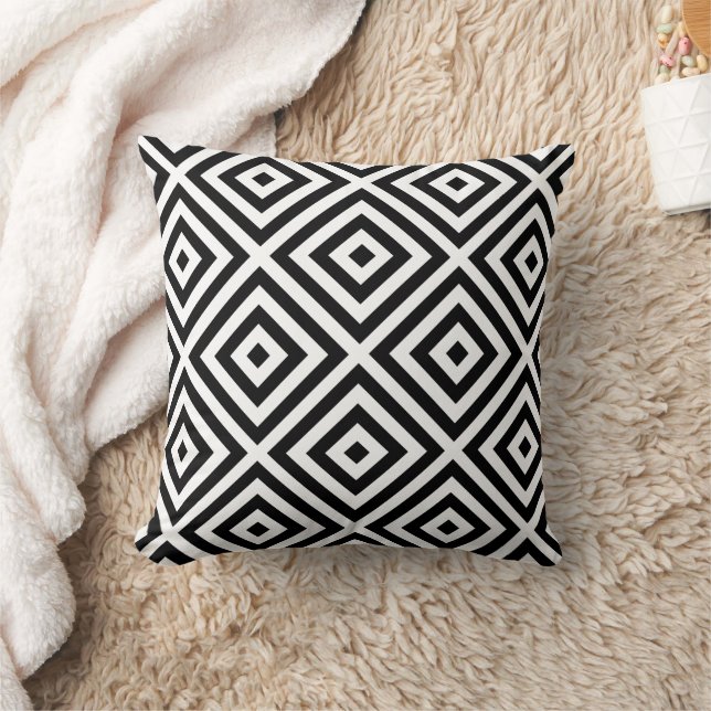 Almofada Travesseira Decorativa Preta com Padrão de Diamant (Cobertor)