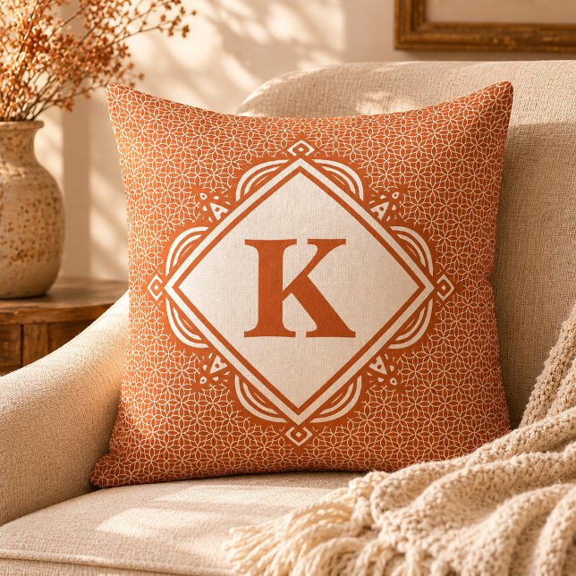 Almofada Travesseira Laranja com Mandala e Monograma (Orange Mandala Throw Pillow)