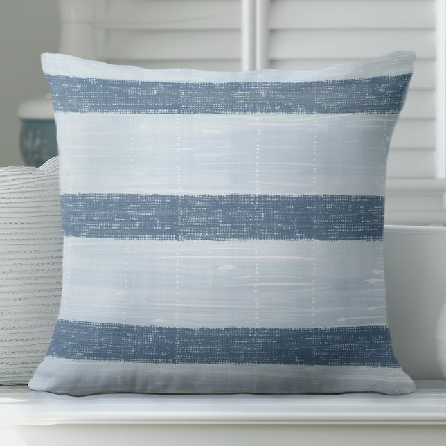 Almofada Travesseiro com risca azul - faixas de aperto (Add Coastal Elegance to your living room with this blue decorative pillow with awning stripes.)