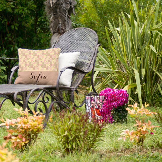 Almofada travesseiro decorativo abstrato com nome de padrão (Criador carregado)