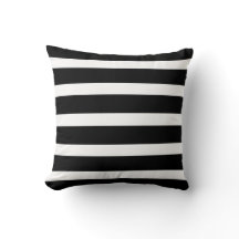 Travesseiro decorativo branco e preto listrado