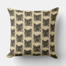 Travesseiro decorativo com destaque para a caixa d