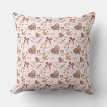 Travesseiro Decorativo com Florais Vintage e Coraç