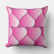 travesseiro decorativo de corações rosa