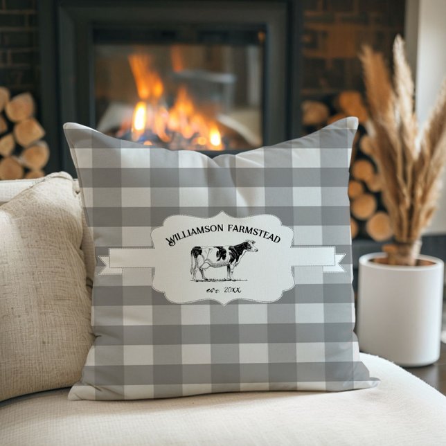 Almofada Travesseiro decorativo de Fazenda de cinza de Buff (Gray Buffalo Plaid Farm Cow Throw Pillow)