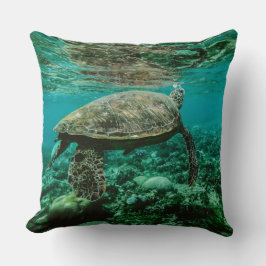 Almofada Travesseiro decorativo de natação de tartaruga mar