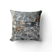 travesseiro decorativo de reflexão de água