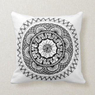 Almofada Travesseiro decorativo de Zendala "Ona"