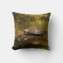 Almofada Travesseiro decorativo - Turtle on Log in Pond