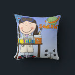 Almofada Travesseiro do Science Lab<br><div class="desc">Girl in Science Lab travesseiro,  apresenta uma cientista menina em um casaco de laboratório trabalhando com bifes e tubos de teste.</div>