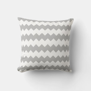 Almofada Travesseiro Peppy Gray e branco listrado com Chevr