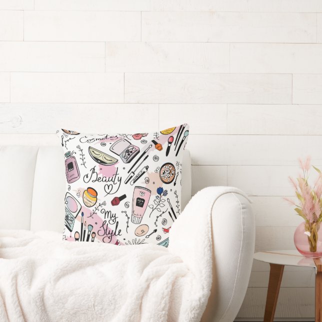Almofada Travesseiros decorativos com um padrão moderno. (Sofá)