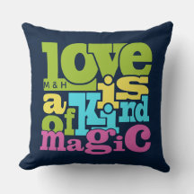 Travesseiros decorativos de monograma personalizad