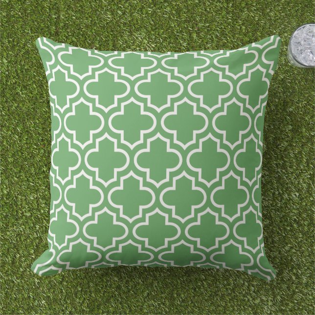Almofada Trellis Quatrefoil Branco Verde Clássico (Grama)