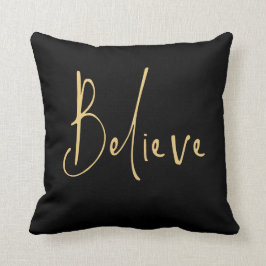 Almofada Trendy Script Acredita no Dourado Natal