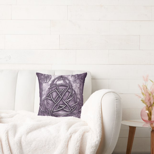 Almofada Triquetra Trinity Knot Purple Faux Metal (Sofá)