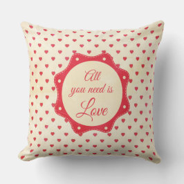 Almofada Tudo que você precisa é amor